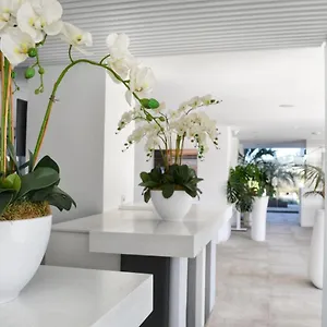 Address Luxury Living Apartamento